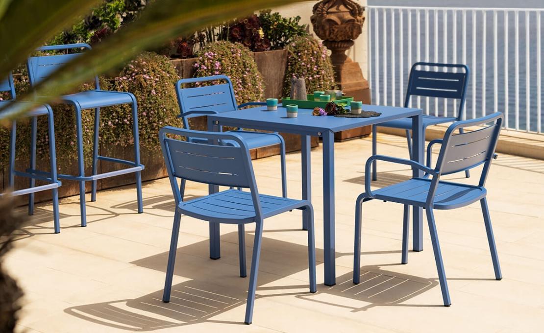 Кресло от фабрики Emu модель 209 Urban Small Arm