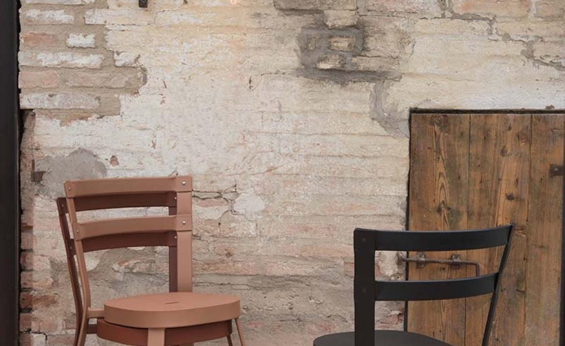 Стул от фабрики Emu модель 655