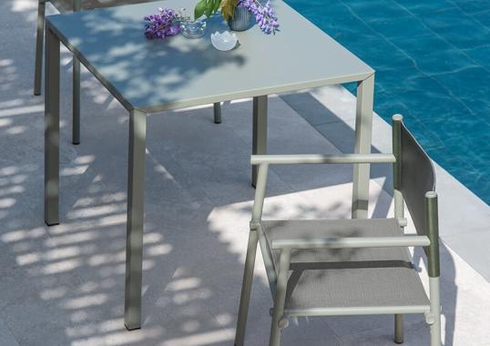 Стол от фабрики Emu модель 09EMUURBANTABLE