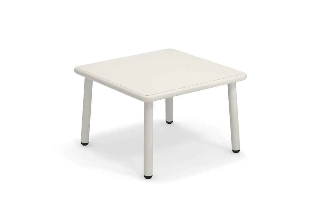 Уличный стол от фабрики Emu модель 507/509 YARDCOFFEETABLE