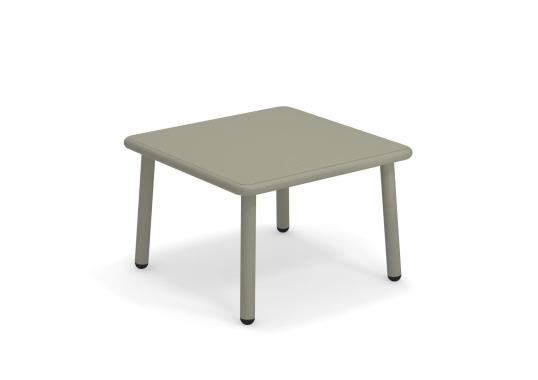 Уличный стол от фабрики Emu модель 507/509 YARDCOFFEETABLE