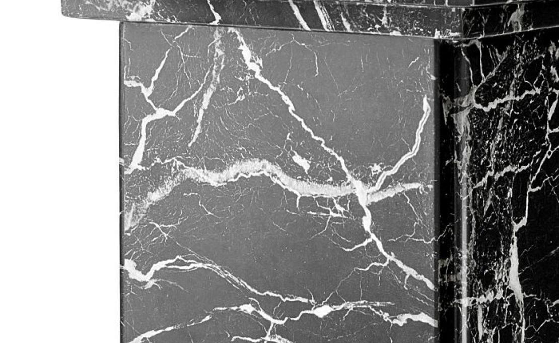 Журнальный столик от фабрики Eichholtz модель 110752