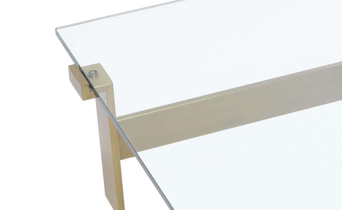 Журнальный столик от фабрики Eichholtz модель Maxim 