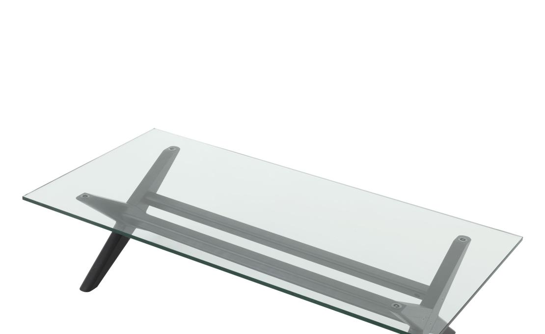 Журнальный столик от фабрики Eichholtz модель Maynor 