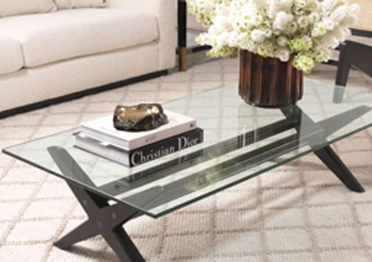 Журнальный столик от фабрики Eichholtz модель Maynor 