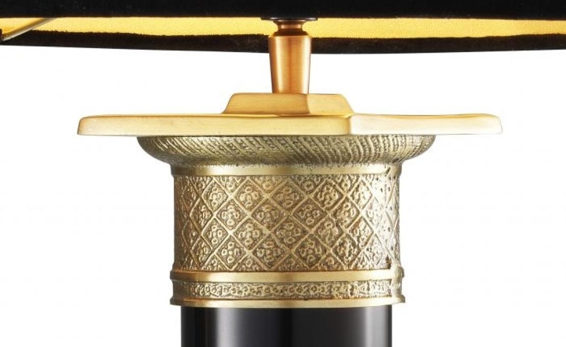 Настольная лампа от фабрики Eichholtz модель 101640