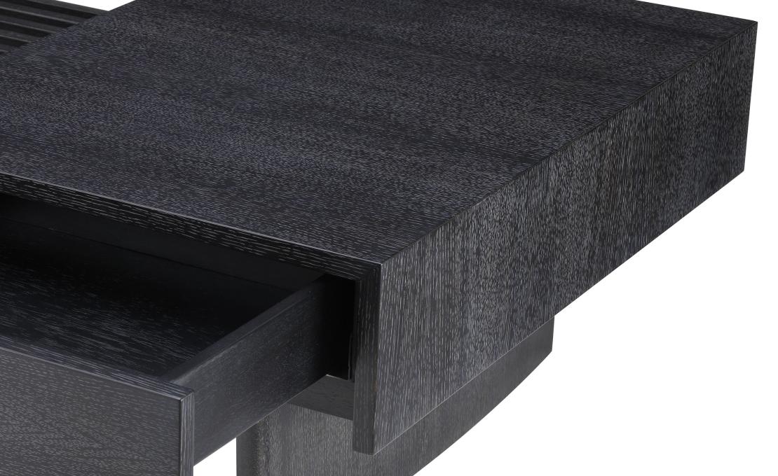 Журнальный столик от фабрики Eichholtz модель 114926