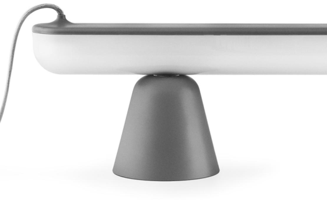 Настольная лампа от фабрики Normann Copenhagen модель 50212 Acrobat Table Lamp