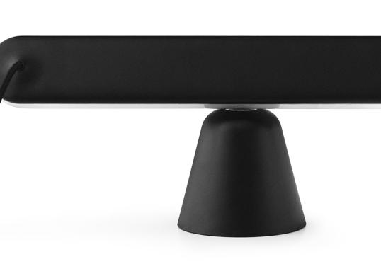 Настольная лампа от фабрики Normann Copenhagen модель 50212 Acrobat Table Lamp