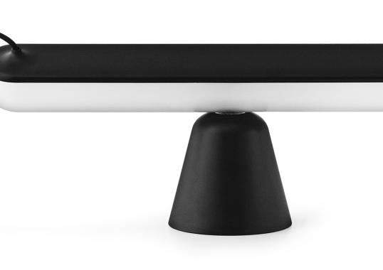 Настольная лампа от фабрики Normann Copenhagen модель 50212 Acrobat Table Lamp
