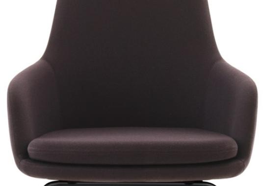 Кресло от фабрики Normann Copenhagen модель Era Lounge  High Steel Legs