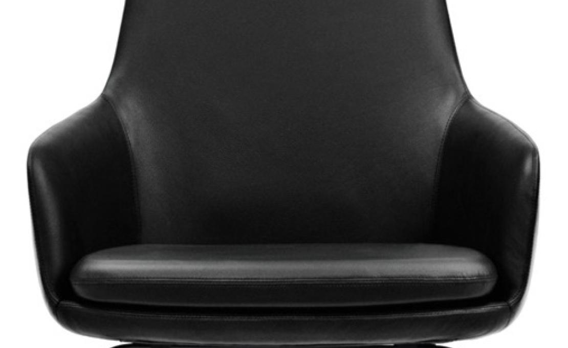 Кресло от фабрики Normann Copenhagen модель Era Lounge  High Steel Legs