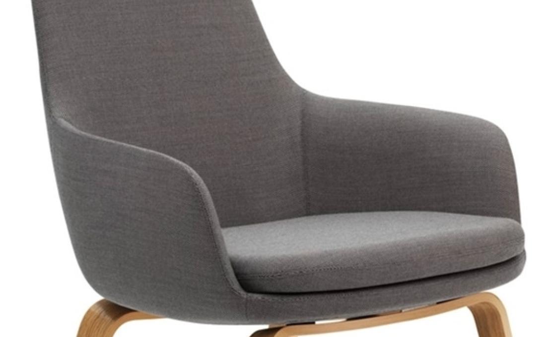 Кресло от фабрики Normann Copenhagen модель Era Lounge  High Wood Legs