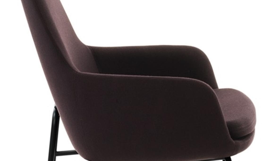 Кресло от фабрики Normann Copenhagen модель Era Lounge  High Steel Legs