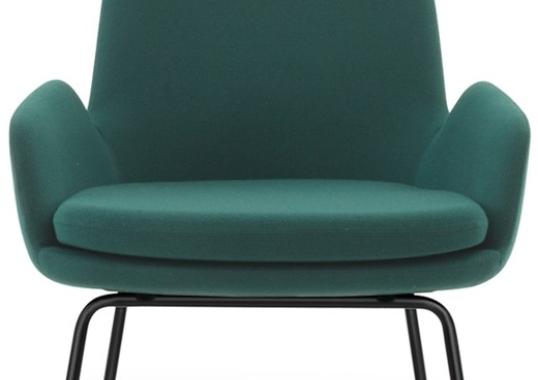 Кресло от фабрики Normann Copenhagen модель Era Lounge  Low Steel Legs