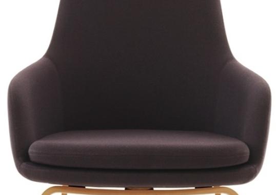 Кресло от фабрики Normann Copenhagen модель Era Lounge  High Wood Legs