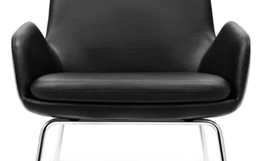 Кресло от фабрики Normann Copenhagen модель Era Lounge  Low Steel Legs
