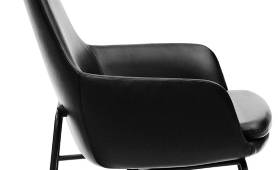 Кресло от фабрики Normann Copenhagen модель Era Lounge  High Steel Legs