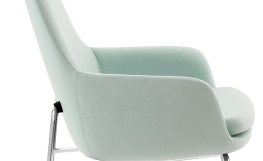 Кресло от фабрики Normann Copenhagen модель Era Lounge  High Steel Legs