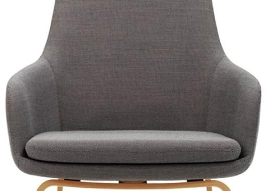 Кресло от фабрики Normann Copenhagen модель Era Lounge  High Wood Legs