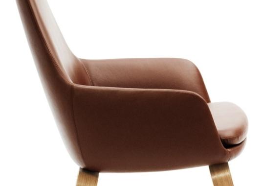 Кресло от фабрики Normann Copenhagen модель Era Lounge  High Wood Legs