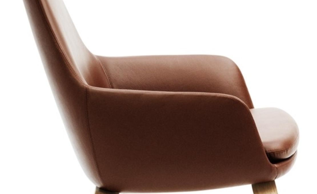 Кресло от фабрики Normann Copenhagen модель Era Lounge  High Wood Legs