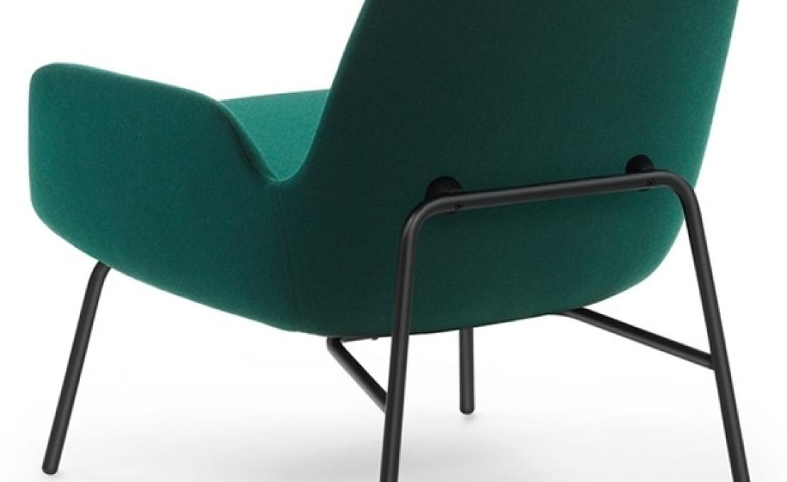 Кресло от фабрики Normann Copenhagen модель Era Lounge  Low Steel Legs