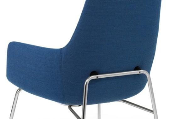 Кресло от фабрики Normann Copenhagen модель Era Lounge  High Steel Legs