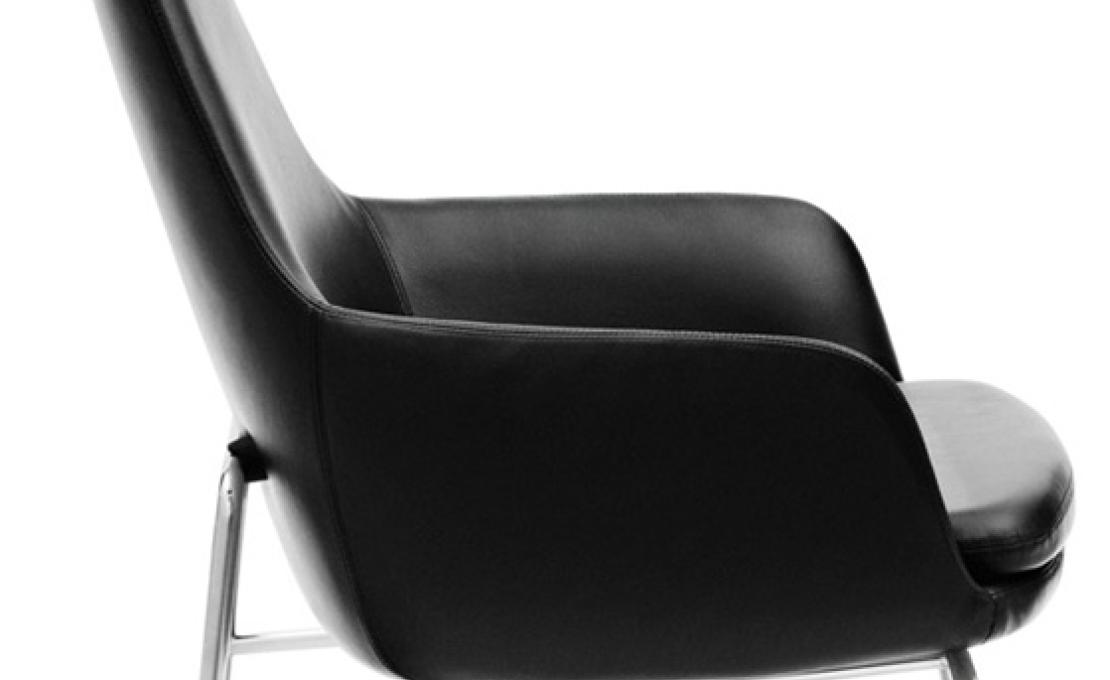 Кресло от фабрики Normann Copenhagen модель Era Lounge  High Steel Legs