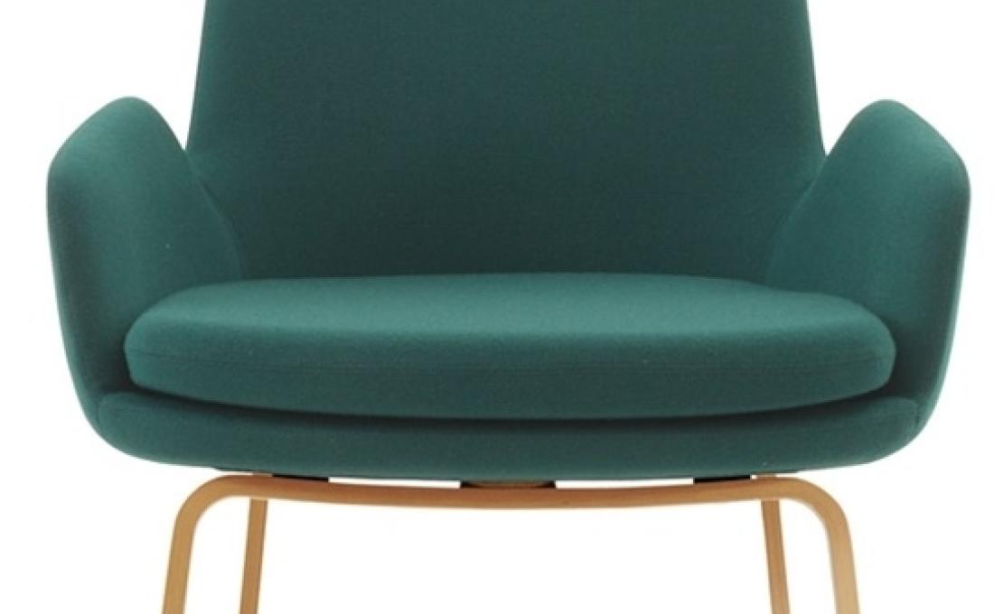 Кресло от фабрики Normann Copenhagen модель Era Lounge  Low Wood Legs