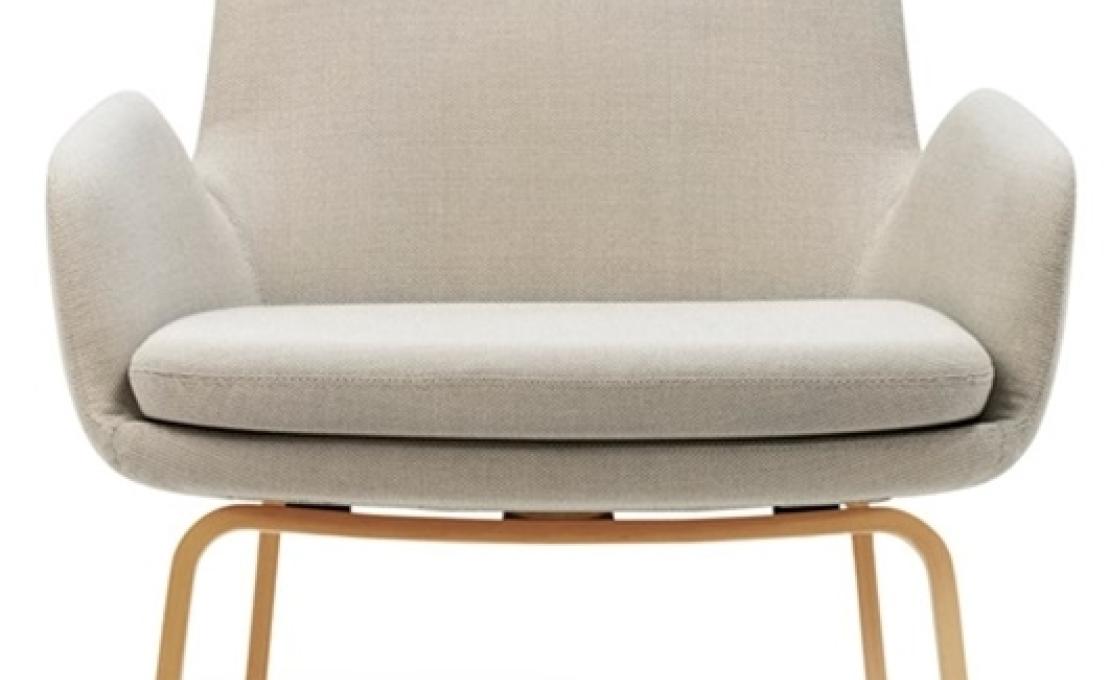 Кресло от фабрики Normann Copenhagen модель Era Lounge  Low Wood Legs