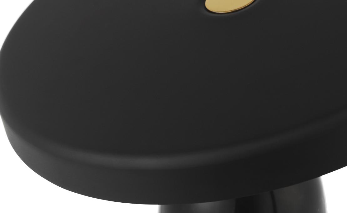 Настольная лампа от фабрики Normann Copenhagen модель Eddy Table Lamp