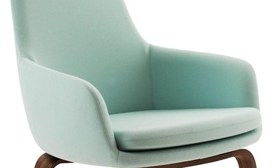 Кресло от фабрики Normann Copenhagen модель Era Lounge  High Wood Legs