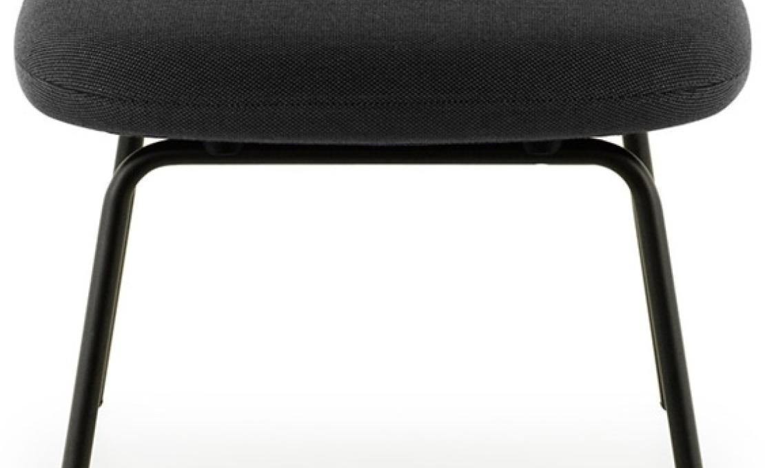 Пуф от фабрики Normann Copenhagen модель Era Foot With Steel Legs