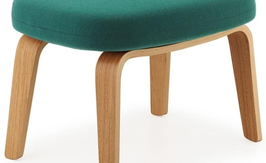 Пуф от фабрики Normann Copenhagen модель Era Foot With Wood Legs