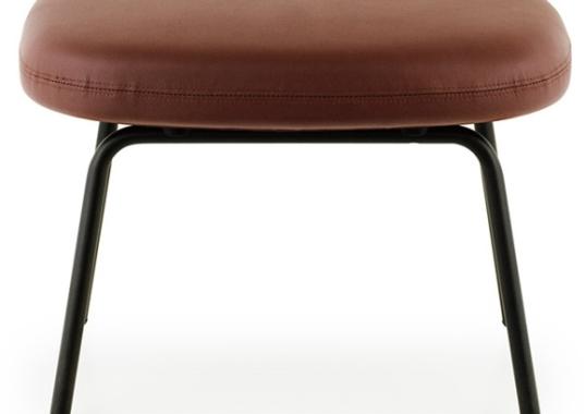 Пуф от фабрики Normann Copenhagen модель Era Foot With Steel Legs