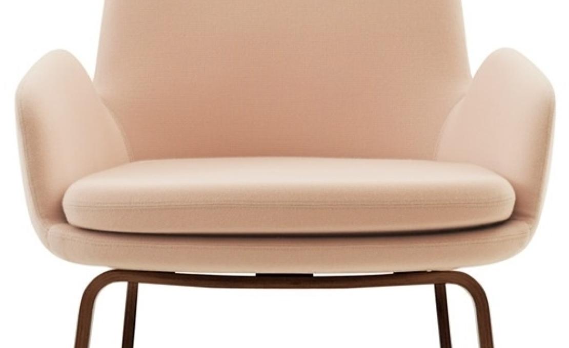 Кресло от фабрики Normann Copenhagen модель Era Lounge  Low Wood Legs