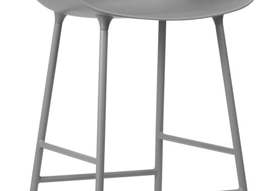 Барный стул от фабрики Normann Copenhagen модель 14020 Form Bar  Armrests