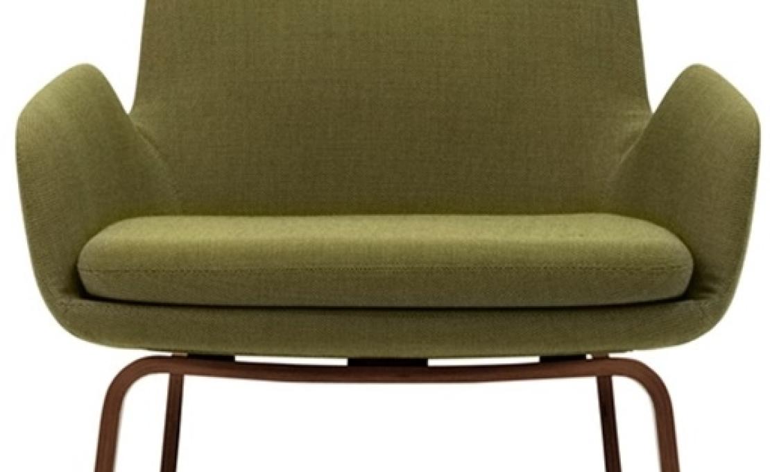 Кресло от фабрики Normann Copenhagen модель Era Lounge  Low Wood Legs