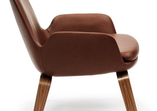 Кресло от фабрики Normann Copenhagen модель Era Lounge  Low Wood Legs