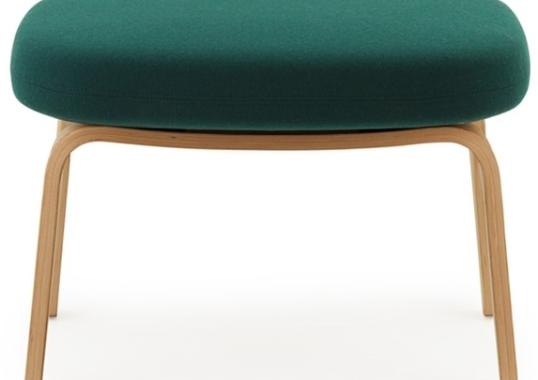 Пуф от фабрики Normann Copenhagen модель Era Foot With Wood Legs