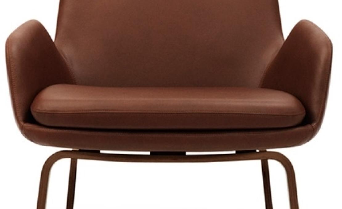Кресло от фабрики Normann Copenhagen модель Era Lounge  Low Wood Legs