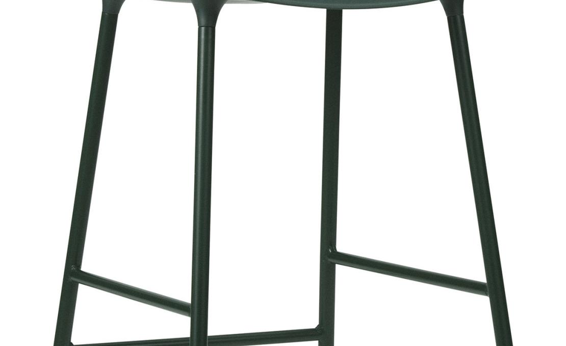 Барный стул от фабрики Normann Copenhagen модель 14020 Form Bar  Armrests