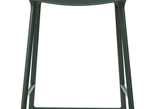 Барный стул от фабрики Normann Copenhagen модель 14020 Form Bar  Armrests