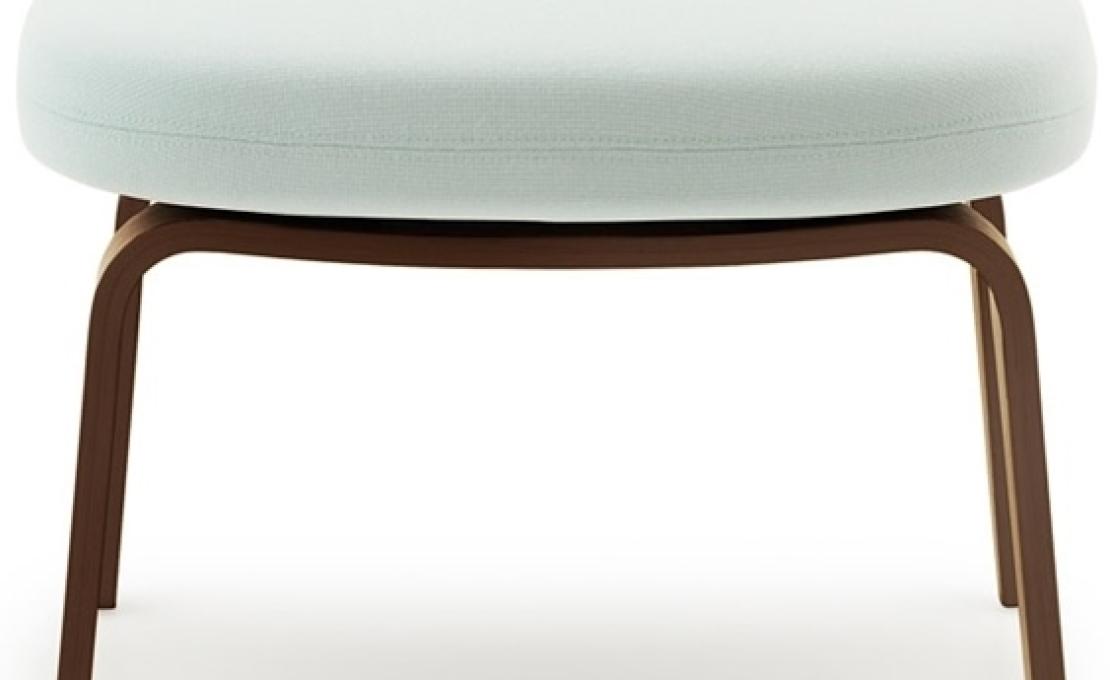 Пуф от фабрики Normann Copenhagen модель Era Foot With Wood Legs