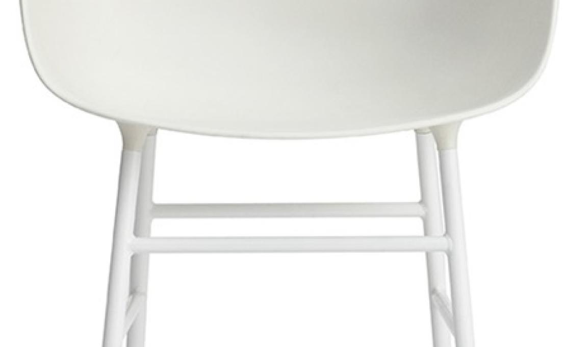 Кресло от фабрики Normann Copenhagen модель Form Arm