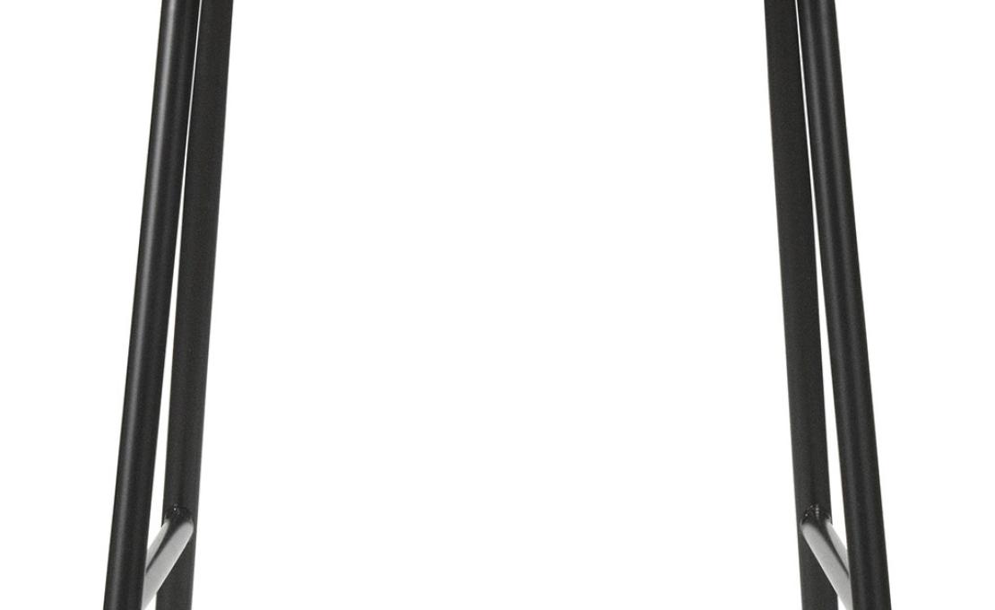 Барный стул от фабрики Normann Copenhagen модель Form Bar Upholstery 