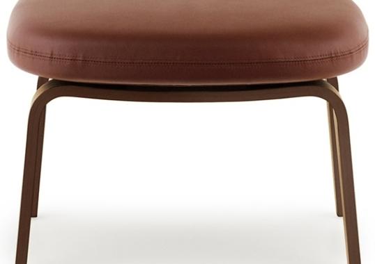Пуф от фабрики Normann Copenhagen модель Era Foot With Wood Legs