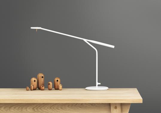 Настольная лампа от фабрики Normann Copenhagen модель 50505 Flow Table Lamp