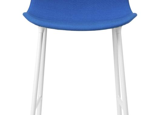 Барный стул от фабрики Normann Copenhagen модель Form Bar Upholstery 